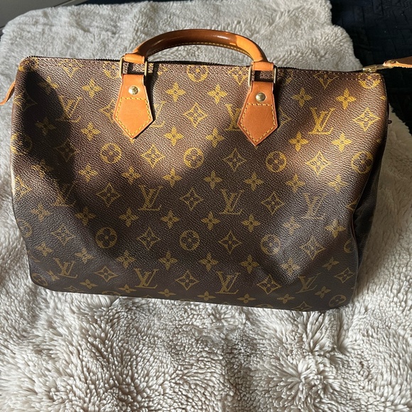 Louis Vuitton Speedy 35 - Authentic - Picture 12 of 16